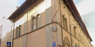 Gragnani: un cinema che non vuole morire La sala Gragnani, chiamata Kino Dessé prima della chiusura del 2013